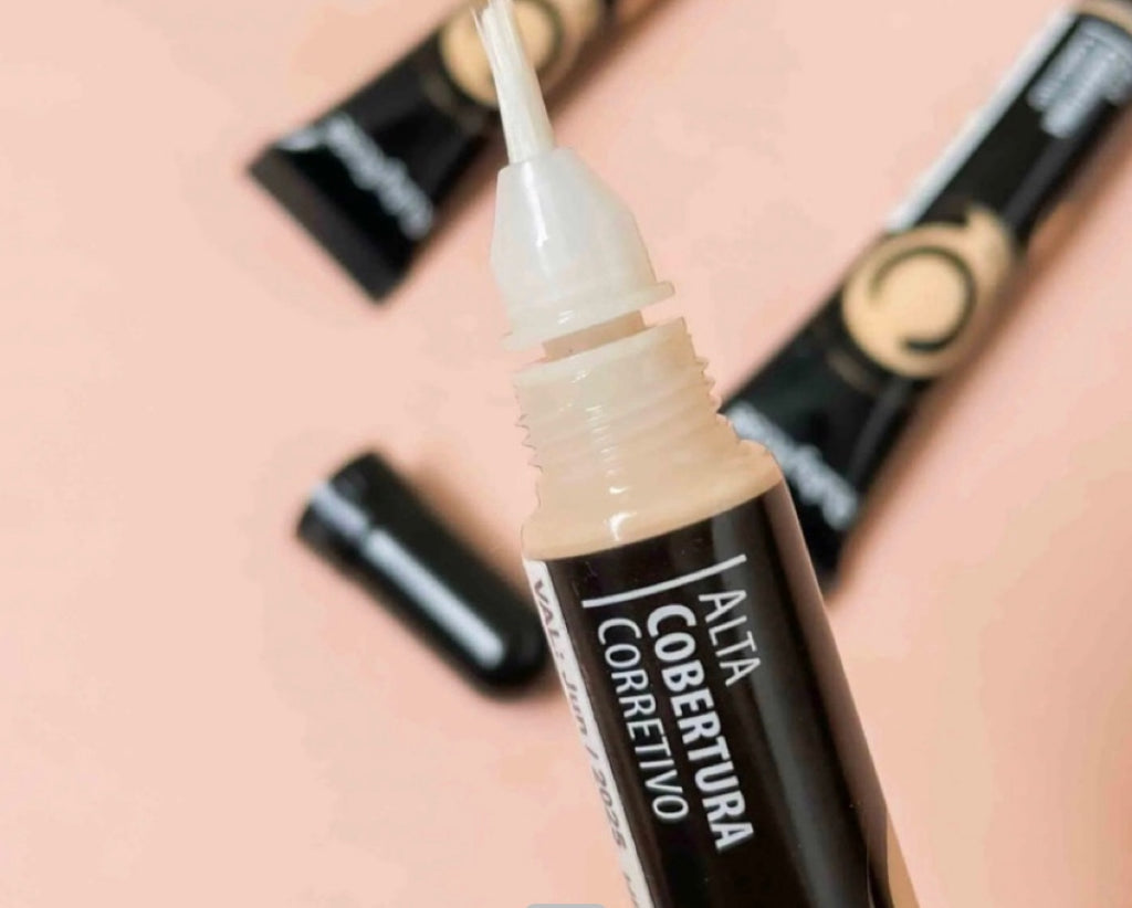CORRECTOR ALTA COBERTURA - RUBY ROSE