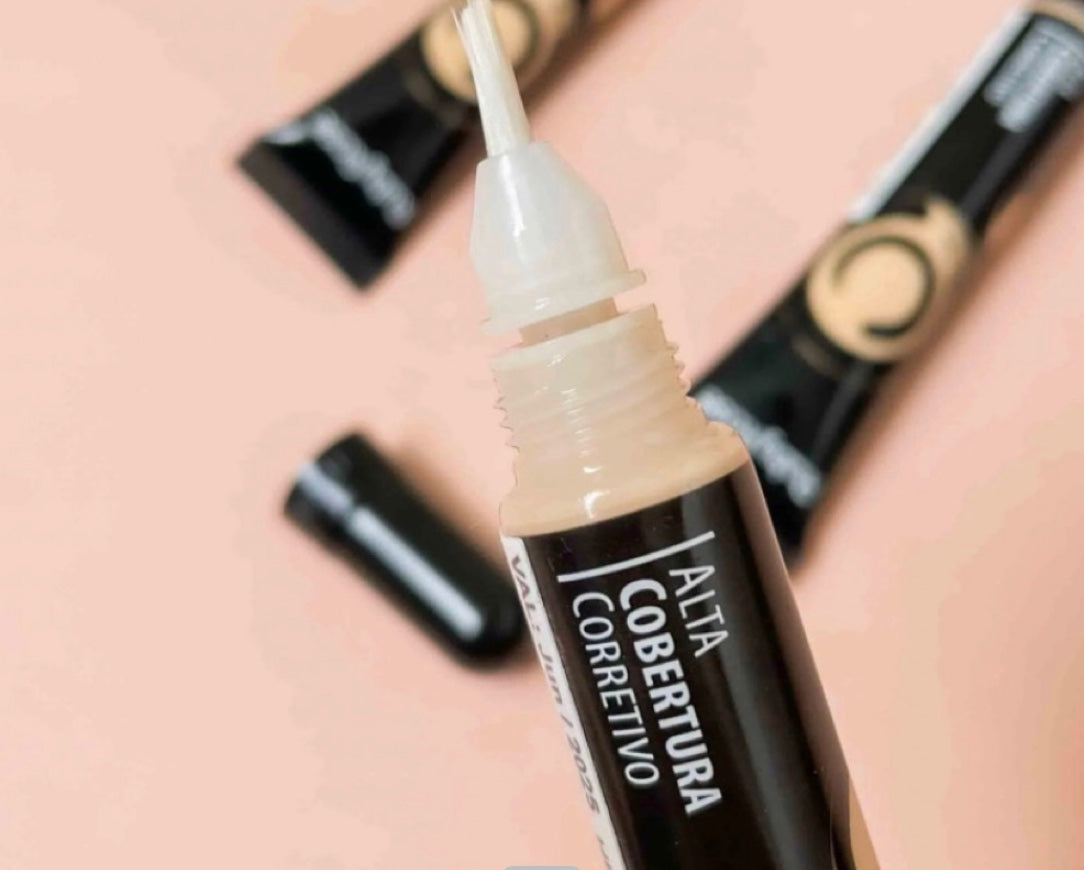 CORRECTOR ALTA COBERTURA - RUBY ROSE