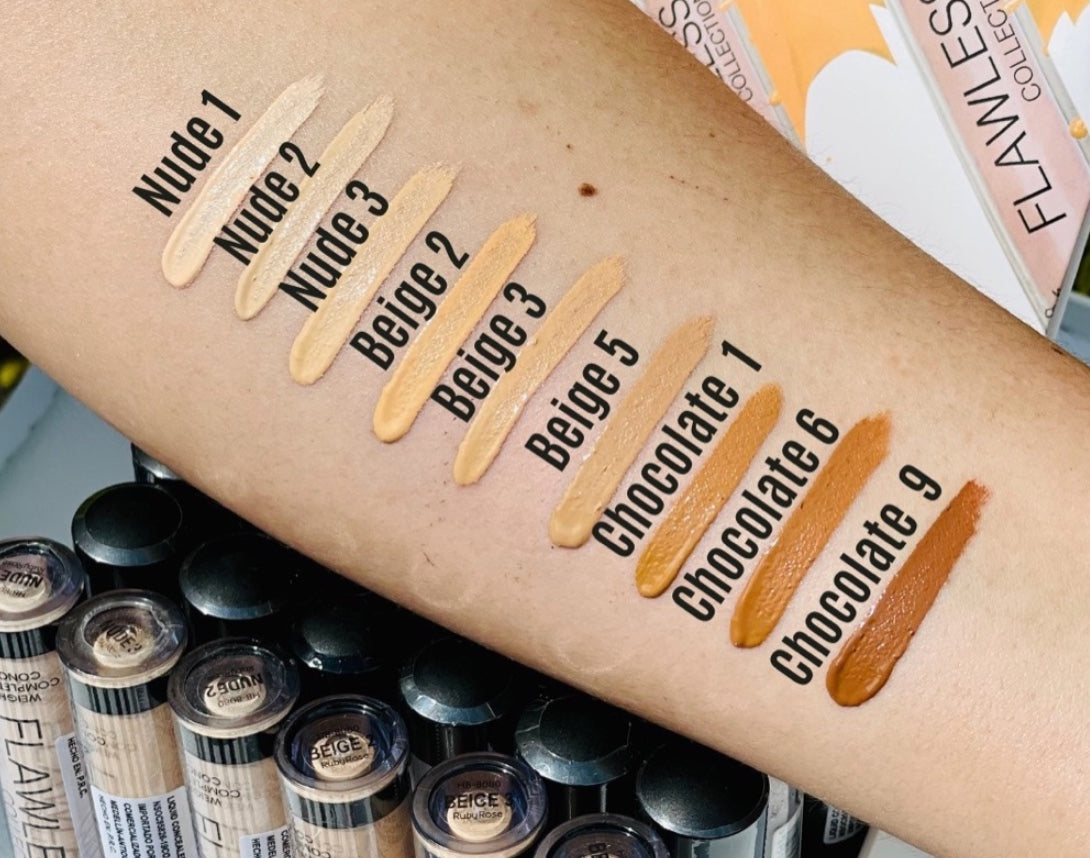 CORRECTOR FLAWLESS - RUBY ROSE