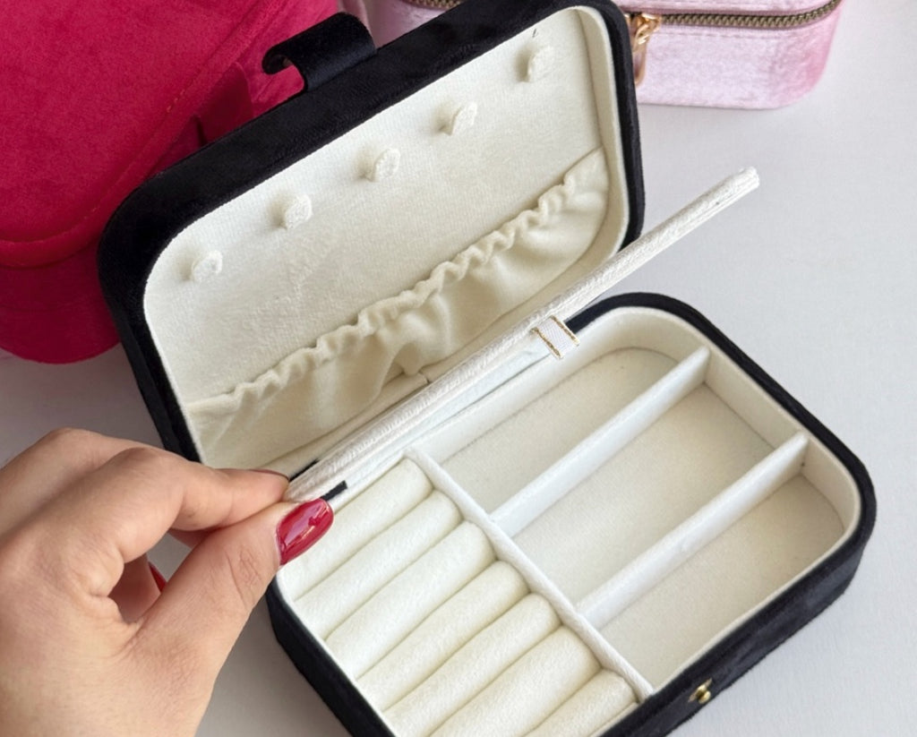 JOYERO RECTANGULAR BROCHE - PIGO