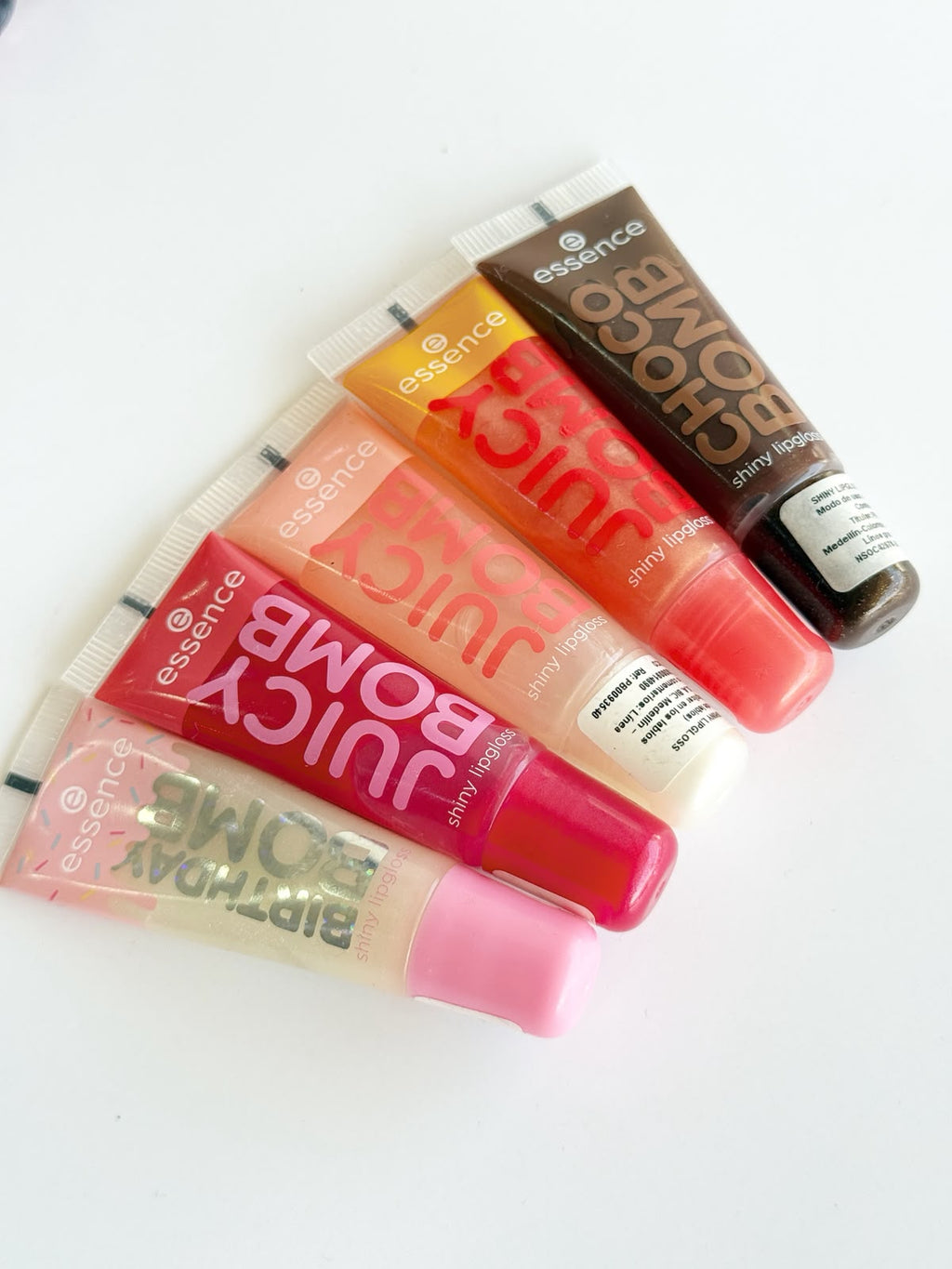 GLOSS JUICY - ESSENCE